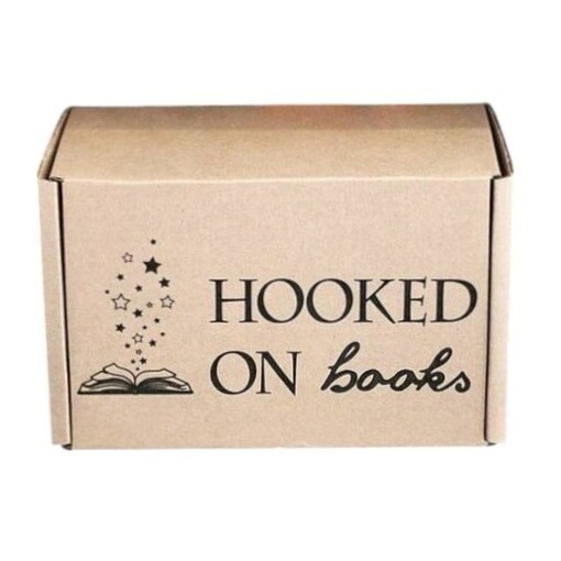 БукБокс "Hooked on books"