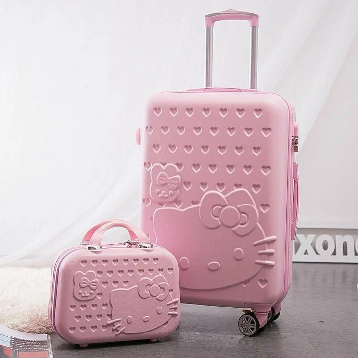 Чемодан с сумкой "Hello Kitty"